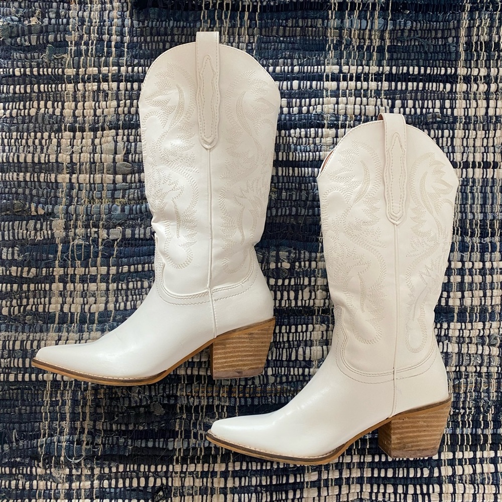 White cowboy boots, size 8